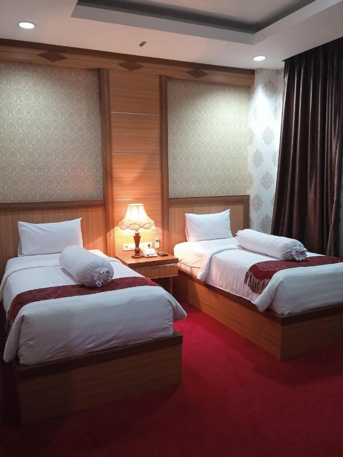 Grand Buana Lestari Hotel Padang  Zewnętrze zdjęcie